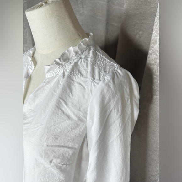 NEW Talbots White Embroidered Eyelet-Hem Long Sleeve Tunic Top Sz Small Petite - Picture 5 of 11